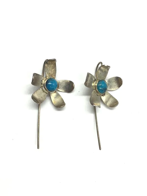 Sterling silver earrings from auction in Springfield, Missouri — image 10
