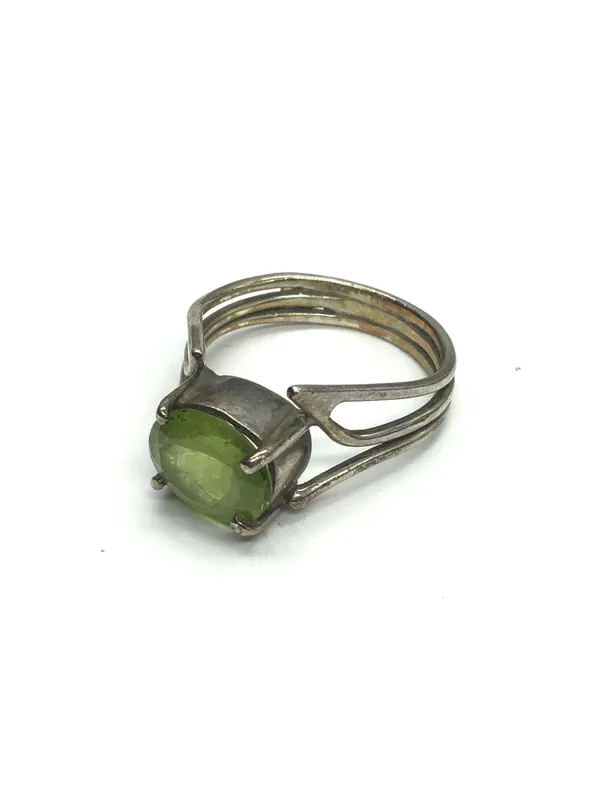 Sterling silver ring from auction in Springfield, Missouri — image 19
