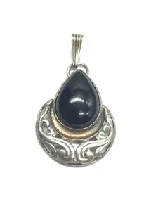 Navajo style black onyx pendant