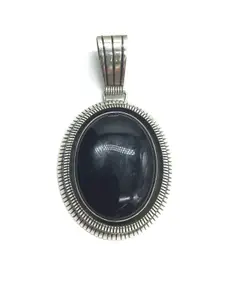 Rosetta Navajo black onyx pendant