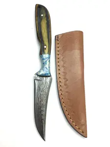 Damascus bladed knife