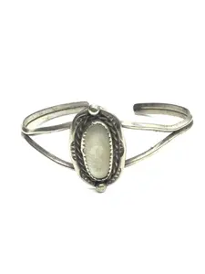 Navajo mother of pearl cuff bracelet