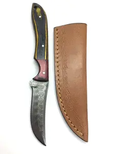 Damascus bladed knife