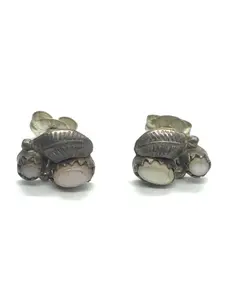 Navajo mother of pearl earrings