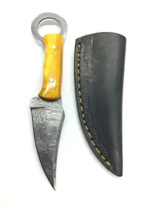Damascus bladed knife
