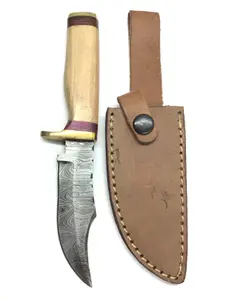 Damascus bladed knife