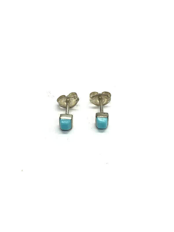 Zuni handmade earrings from auction in Springfield, Missouri — image 3