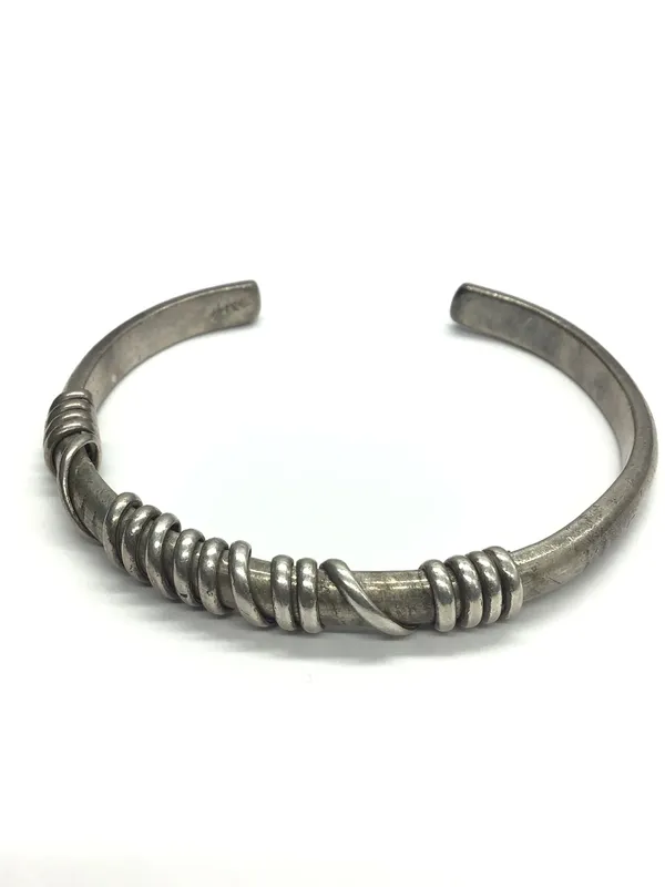 Artisan made cuff bracelet from auction in Springfield, Missouri — image 24