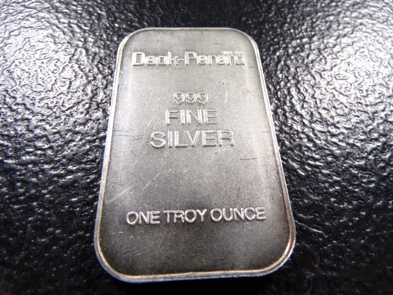 1 OUNCE .999 FINE SILVER BAR DEAK PERERA SILVER BAR from auction in Englewood, Ohio — image 43