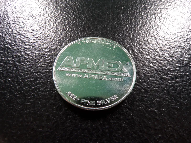 APMEX 1 OUNCE .999+ FINE SILVER from auction in Englewood, Ohio — image 33