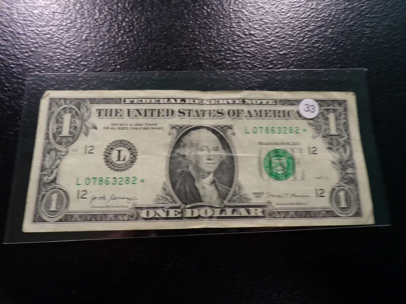 2017 GREEN SEAL $1 FEDERAL RESERVE STAR NOTE from auction in Englewood, Ohio — image 34