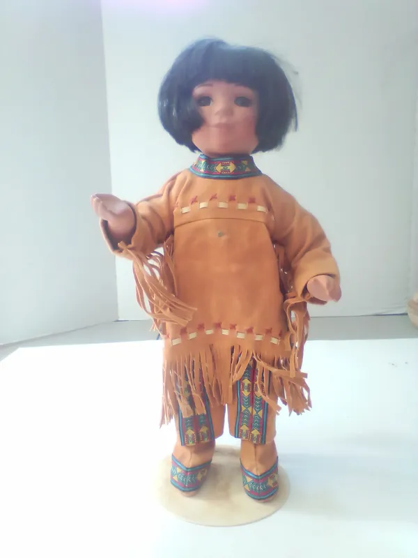 Gregory Perillo for Artaffects Ltd Bird Song Porcelain Native American Style Doll 1993 from auction in Brewton, Alabama — image 42