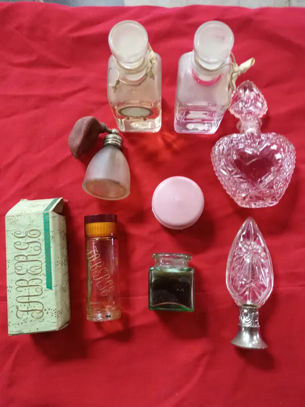 A Collection of Vintage Perfume Bottles and Vanity Glassware Including Fabergé and Avon from auction in Brewton, Alabama — image 12