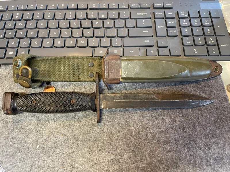 US Vietnam Era M7 Bayonet by Bauer Ordnance Company and M8A1 Scabbard from auction in Brewton, Alabama — image 5