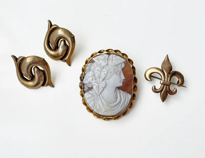 Jewelry Group from auction in Cranston, Rhode Island — image 2