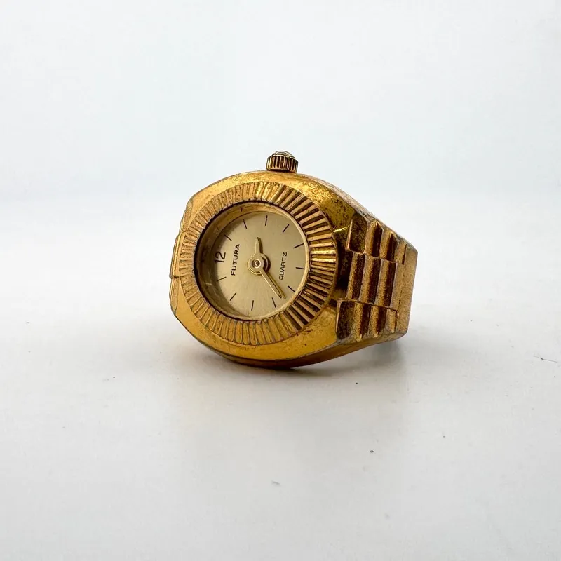 Futura Quartz Ring Watch from auction in Cranston, Rhode Island — image 33