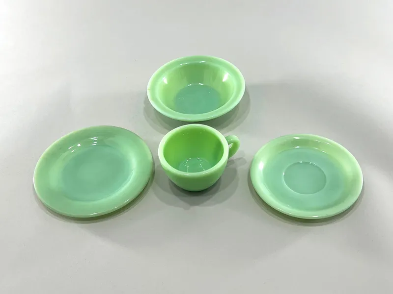 Group of Fire-King Jadeite Serveware from auction in Cranston, Rhode Island — image 6