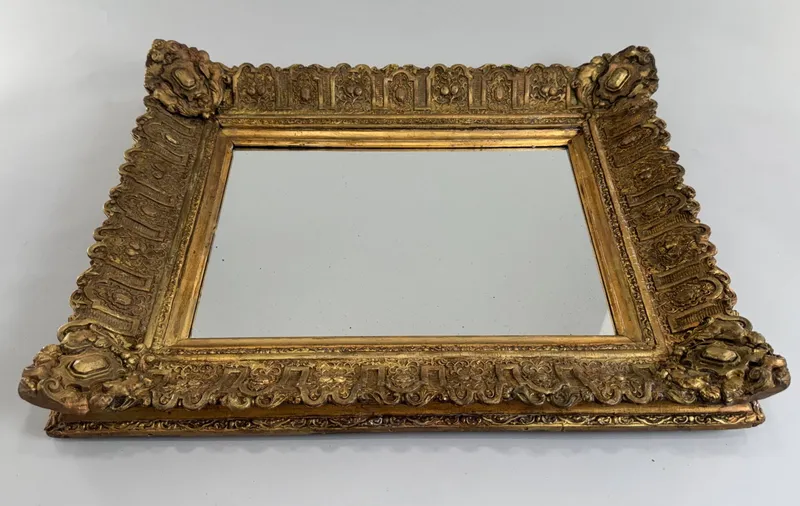 Giltwood Mirror from auction in Cranston, Rhode Island — image 9