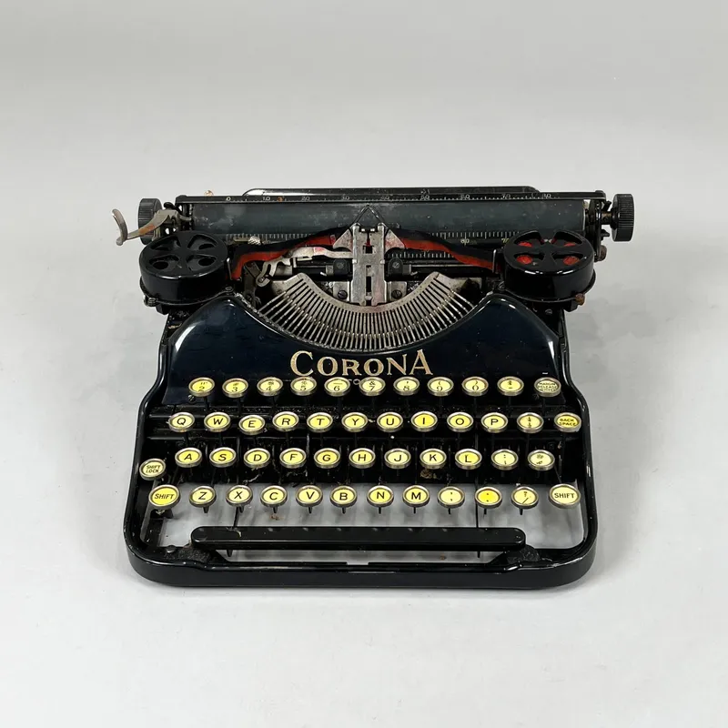 Antique Corona Four Typewriter from auction in Cranston, Rhode Island — image 45