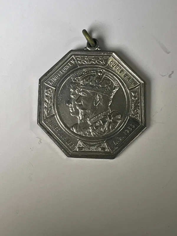 1935 King George V and Queen Mary Assembly Medal - Silver Jubilee from auction in Cranston, Rhode Island — image 10