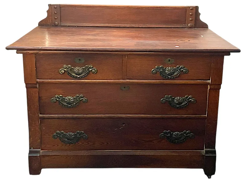 AMERICAN EASTLAKE OAK BUREAU DRESSER from auction in Mount Pleasant, South Carolina — image 18