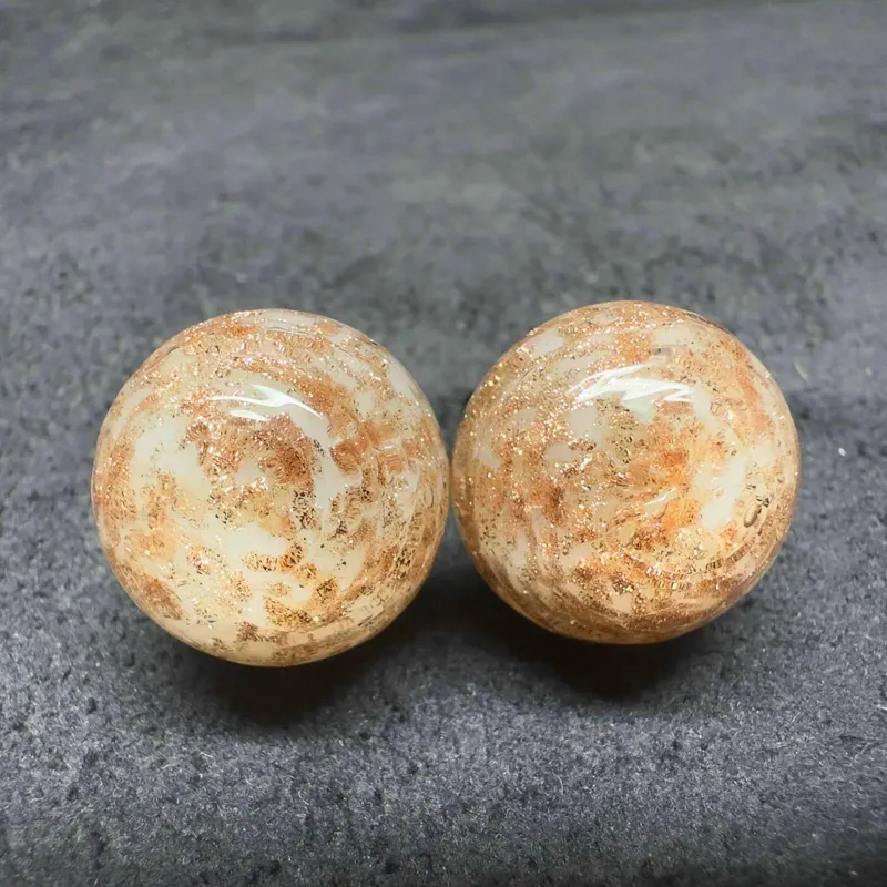 Murano Venetian Art Glass Lamp Work White Copper Accents Bead Earrings F72 from auction in Orlando, Florida — image 34