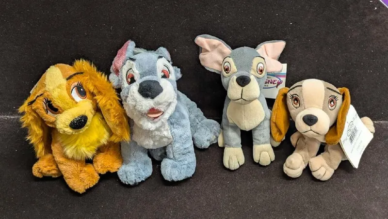 Disney Lady And The Tramp Bean Bag And Tote A Tail Dolls from auction in Orlando, Florida — image 30