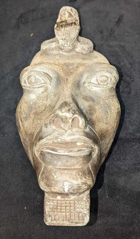 Vintage Egyptian Style Resin Figurine from auction in Orlando, Florida — image 9