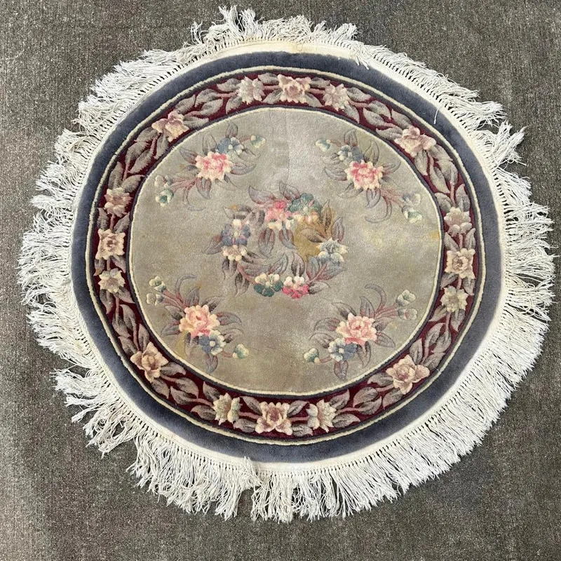 39" Round Oriental Rug in Tan W/ Flowers from auction in Orlando, Florida — image 15