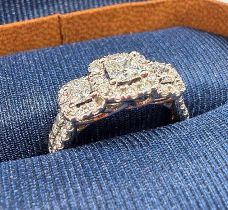 14k White Gold Leo Diamond Ring 1.03 TCW from auction in Orlando, Florida — image 24