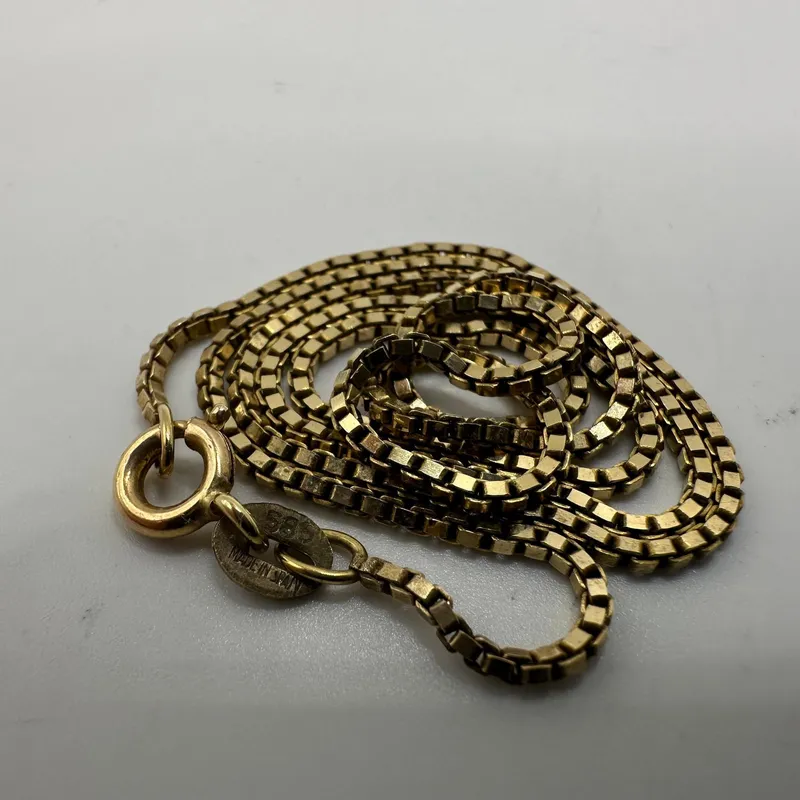 Italy 585 14K Gold Box Chain V77 from auction in Orlando, Florida — image 14
