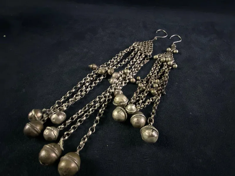 Vintage Traditionally Tribal Long Dangle Earrings from auction in Orlando, Florida — image 43