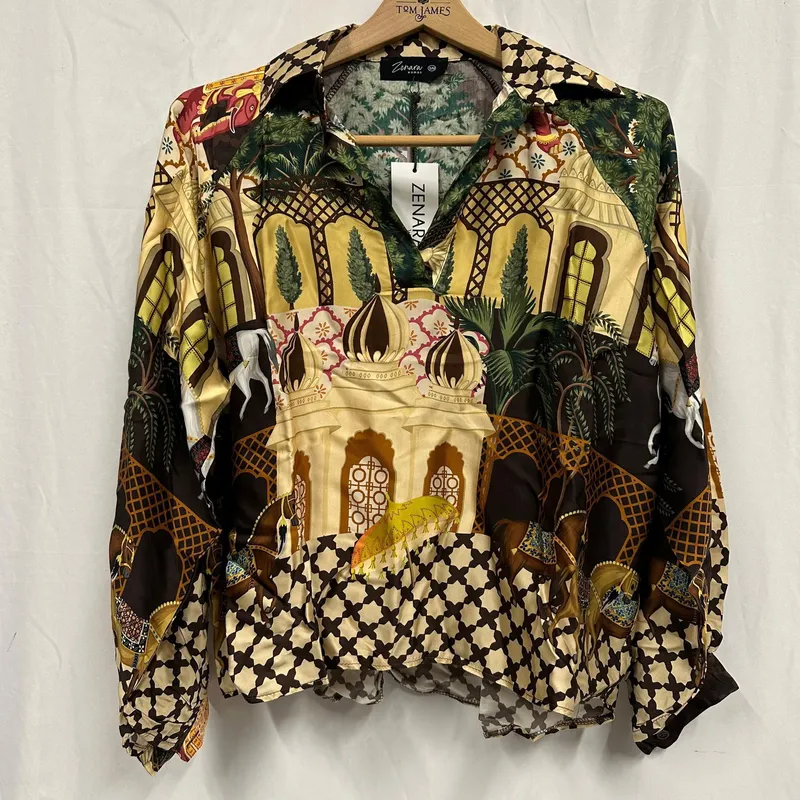 Zenara Woman Silk Blend Scenic Print Blouse Made in Italy S/M from auction in Orlando, Florida — image 20