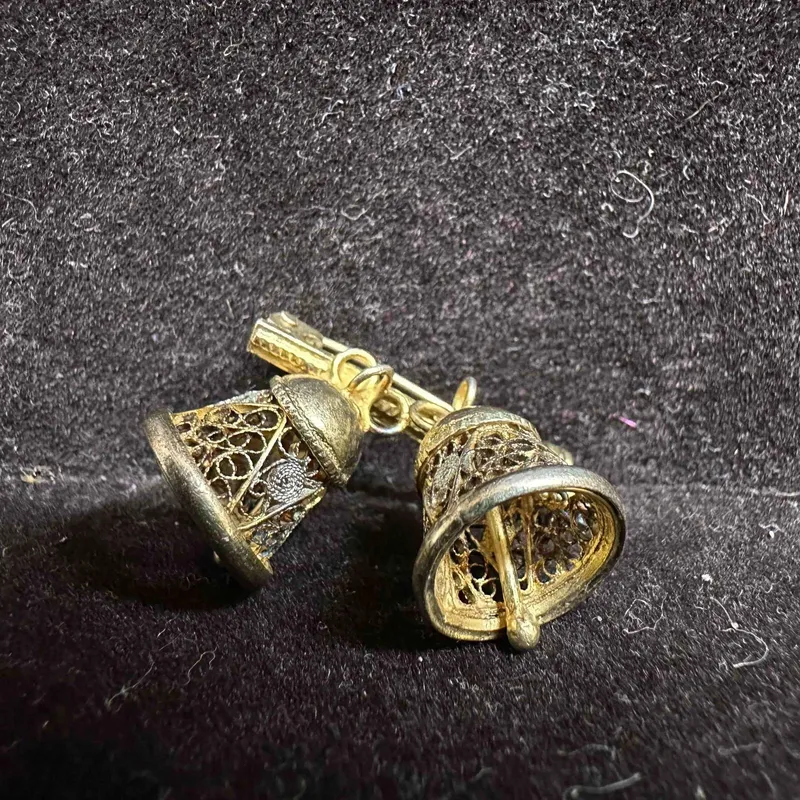 1967 Sterling 800 Bells Gold and Silver Tone Bell Brooch Pin from auction in Orlando, Florida — image 40