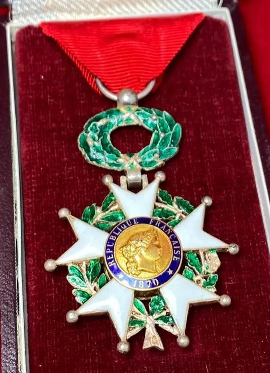 Third Republic Legion D'Honneur Medal from auction in Orlando, Florida — image 32