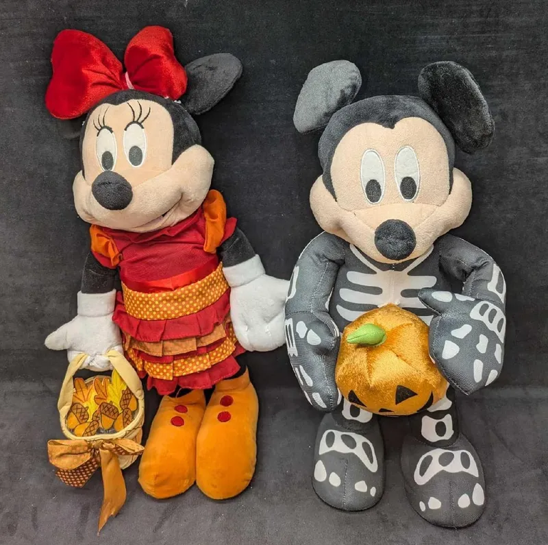 Disney Skeleton Mickey & Autumn Minnie Mouse Greeters from auction in Orlando, Florida — image 37