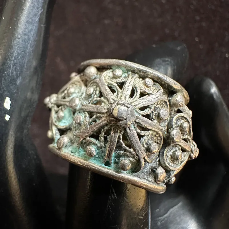 Etruscan or Balinese Style Silver Filigree Granulation Ring Size 9 from auction in Orlando, Florida — image 43