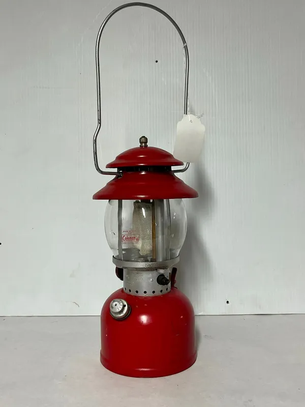 Coleman 200A Red Lantern August 1960 from auction in Dundee, Ohio — image 6