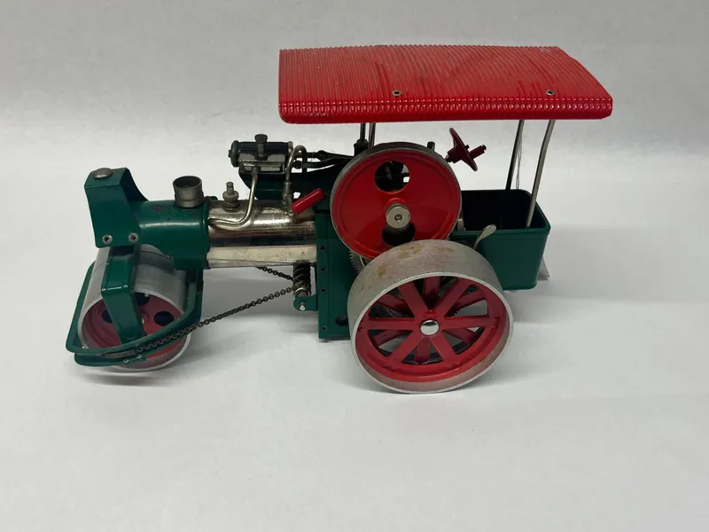 Wilesco Old Smoky Live Steam Roller from auction in Dundee, Ohio — image 28