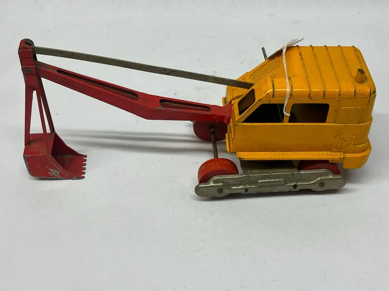 Hubley Die-Cast Mechanical Power Shovel from auction in Dundee, Ohio — image 29