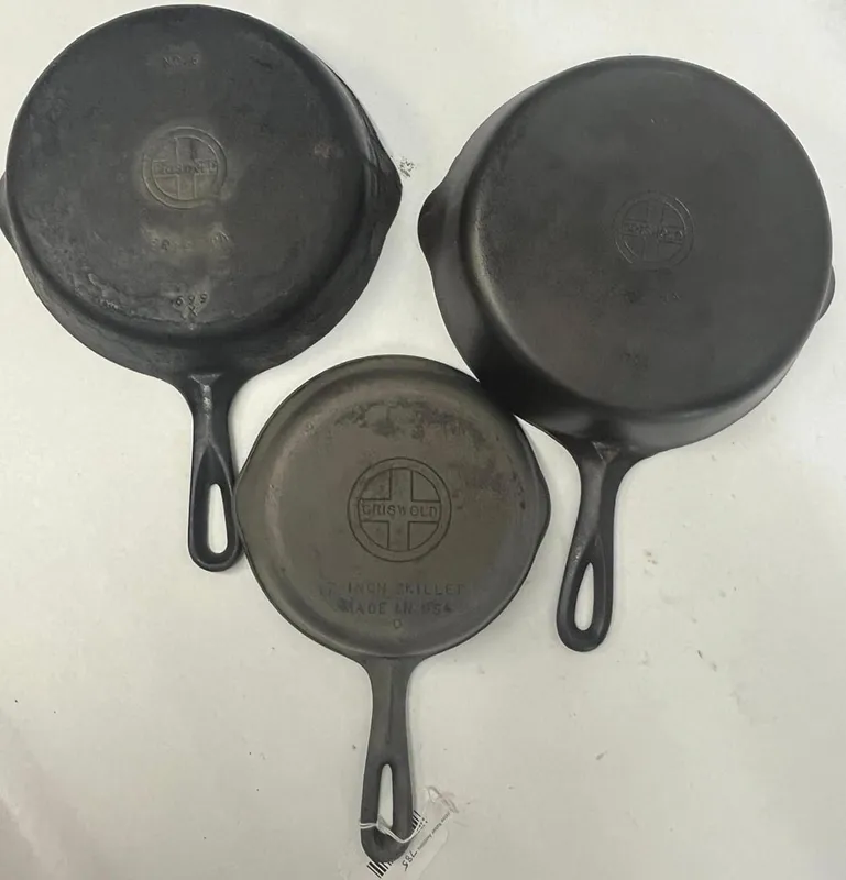 Griswold Small Logo Cast Iron Skillets from auction in Dundee, Ohio — image 41