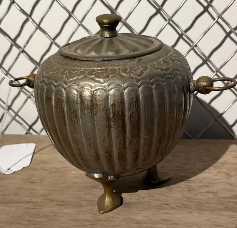 Lobed Silver Plated Tripod Jar w/ Rings from auction in Dundee, Ohio — image 7