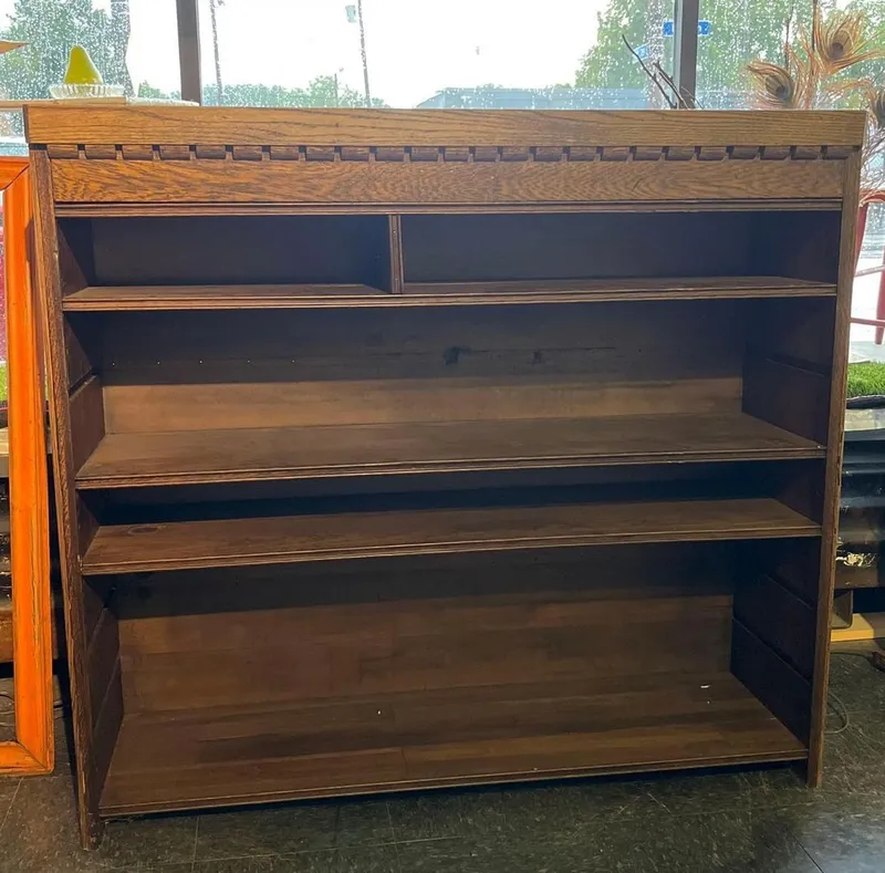 Arts & Crafts Quarter Sawn Oak Bookcase from auction in Dundee, Ohio — image 12