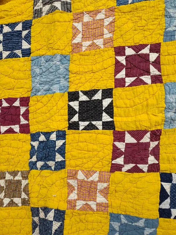 American Hand-Quilted Sawtooth Star Scrap Quilt from auction in Dundee, Ohio — image 3