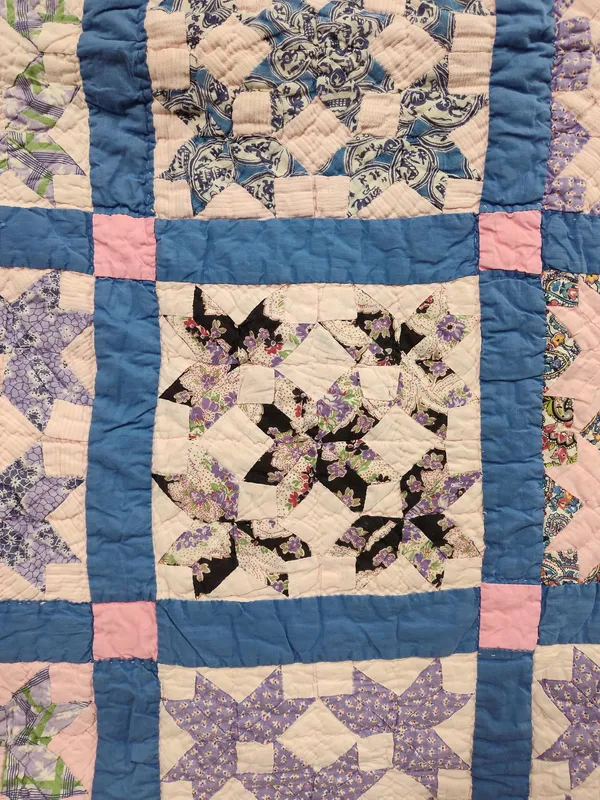 American Hand Quilted Cotton Star Patchwork Quilt from auction in Dundee, Ohio — image 15