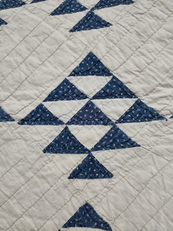 Indigo & White Cotton Delectable Mountains Quilt from auction in Dundee, Ohio — image 23