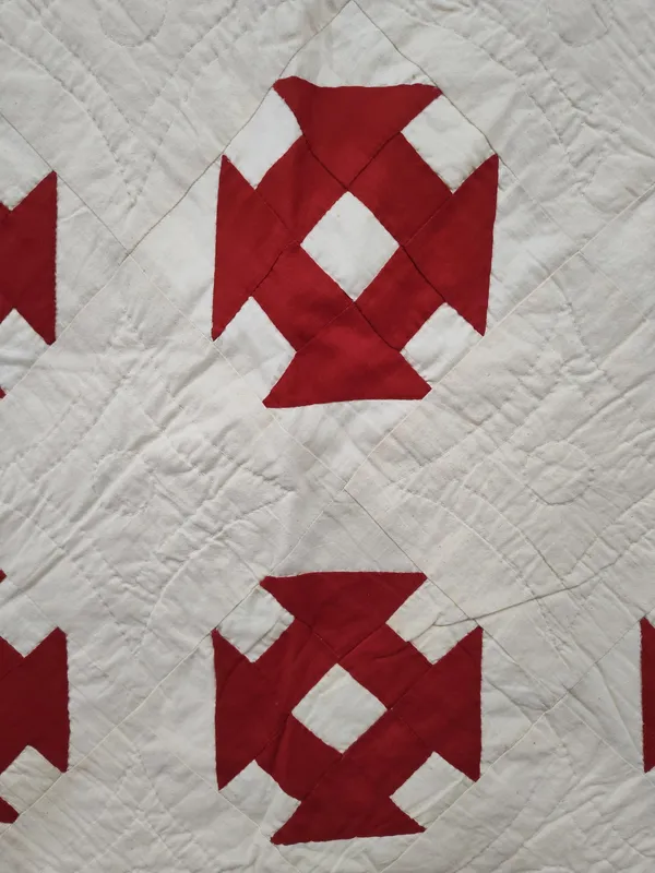 American Turkey Red & White Greek Cross Quilt from auction in Dundee, Ohio — image 26