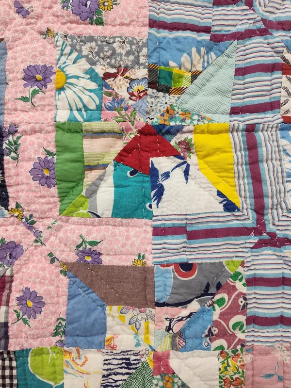 Mid-C. American Spider Web Patchwork Quilt from auction in Dundee, Ohio — image 29