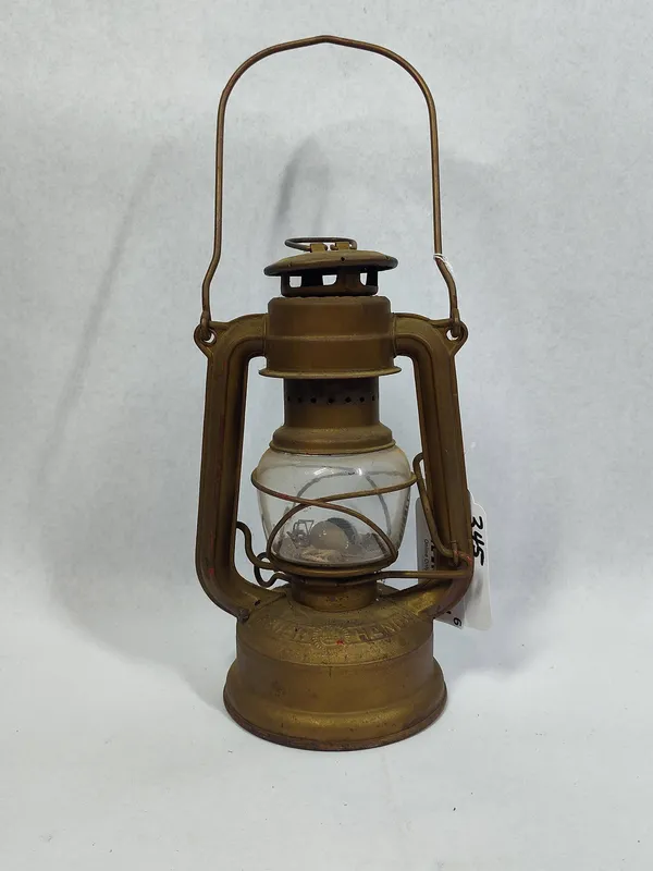 German Feuerhand 175 Hurricane Lantern from auction in Dundee, Ohio — image 6