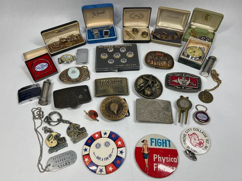 Men's Jewelry & Sports Memorabilia from auction in Dundee, Ohio — image 38